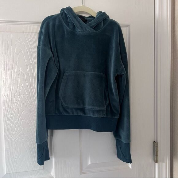 All in Motion Kids Green Velour Hoodie and Pants Set 6/6x EUC - Picture 4 of 9